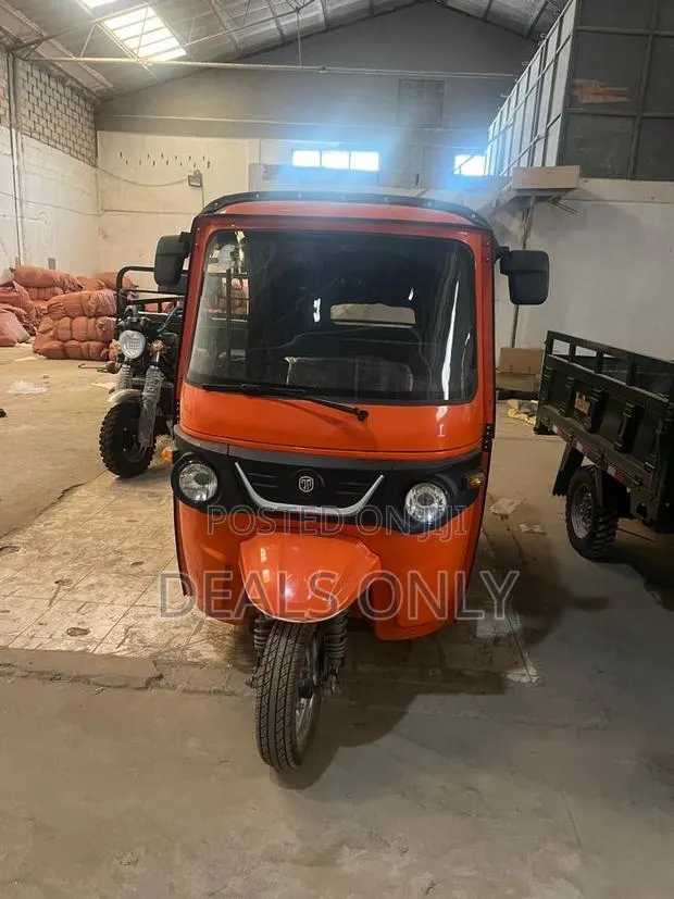 New TVS 2026 Orange · Photo 1