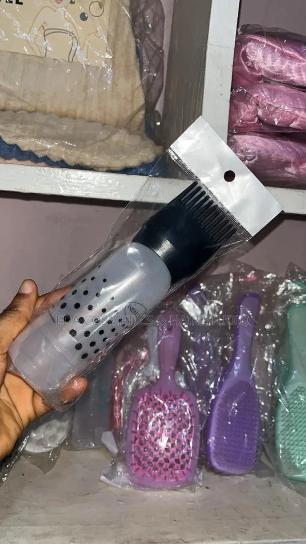 Comb Applicator Bottle · Photo 1