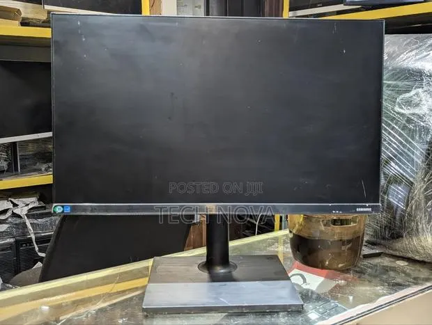 Samsung F24t450fqr Led Monitor - 24" Full Hd 75 Hz - Ips Monitor · Photo 1