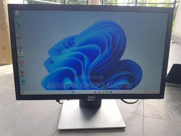 Dell Gaming Monitor 24" · Photo 1