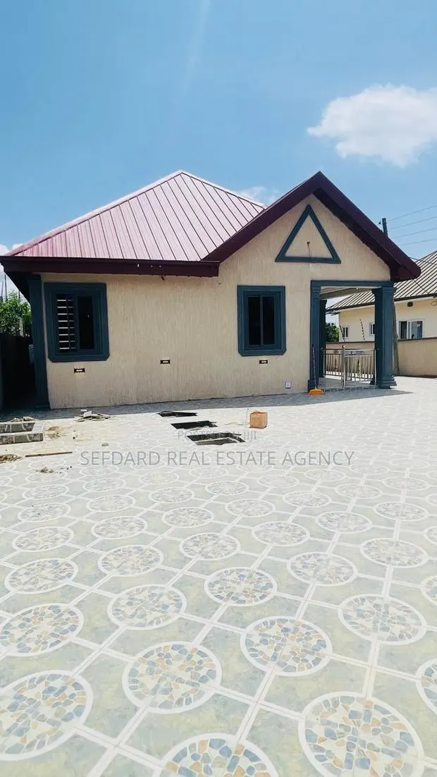 3bdrm House in Sefdard Properties, Ablekuma for sale · Photo 1
