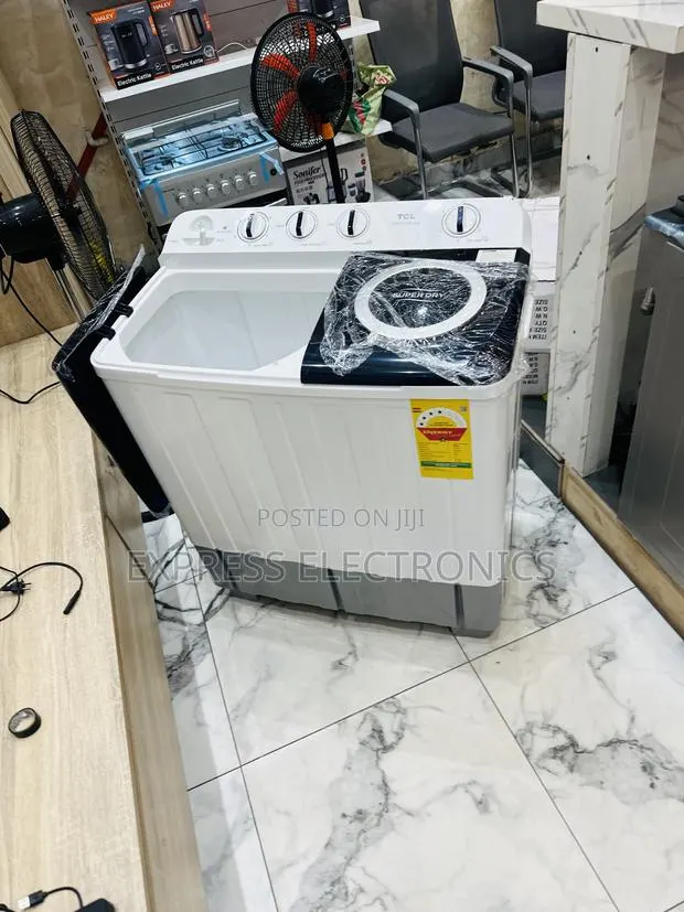 Semi Automatic Wash and Spin Dry Em Topload Twintub TCL 10.5kg · Photo 1