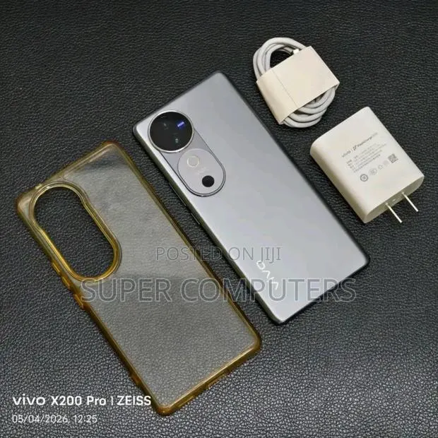Vivo V40 5G 256 GB Gray · Photo 1