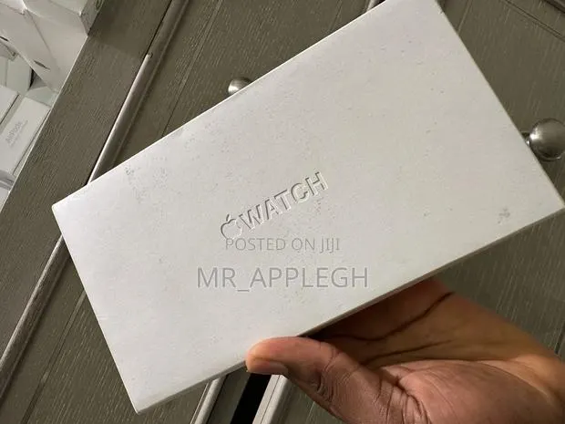 Apple Watch Ultra 3 GPS+Cellular Black · Photo 1
