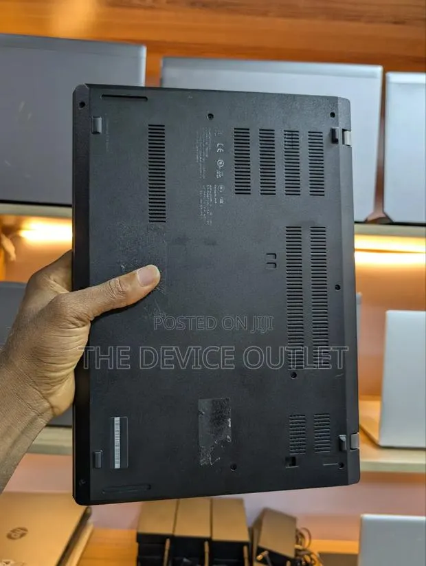 Laptop Lenovo ThinkPad L14 8GB AMD Ryzen 3 SSD 256GB · Photo 1