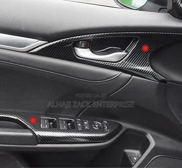 Honda Civic 2016-2020 Armrest Carbon Cover · Photo 1