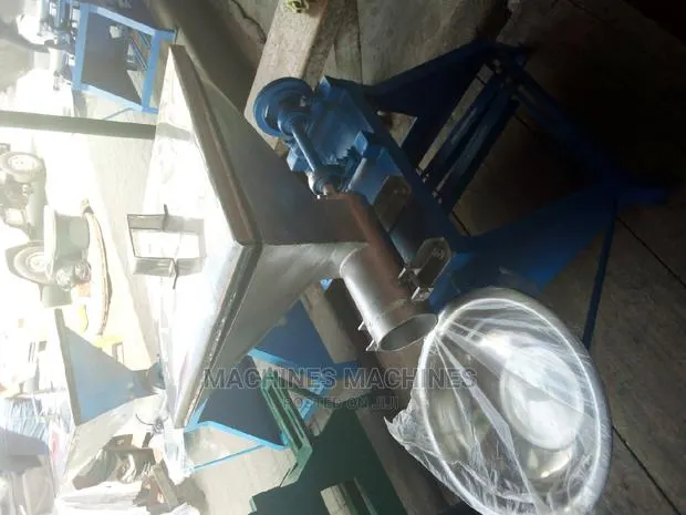 Fufu Machine With Petrol Engine · Photo 1