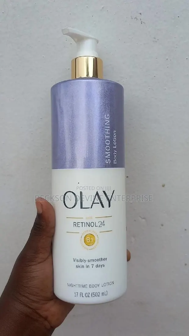 Olay Retinol Smoothing Body Lotion · Photo 1