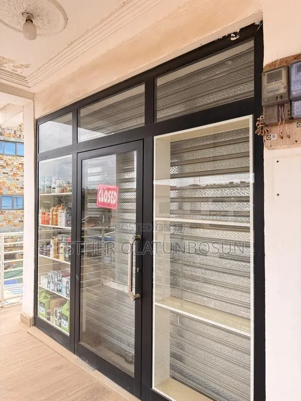 Glass Door for Shops · Photo 1