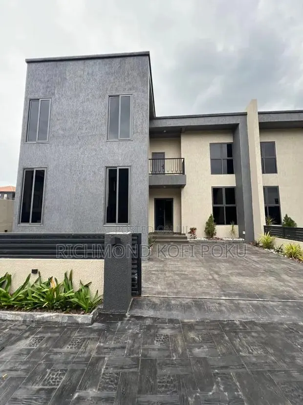 3bdrm House in Kofi'S Realty, Boundary Road Area for sale · Photo 1