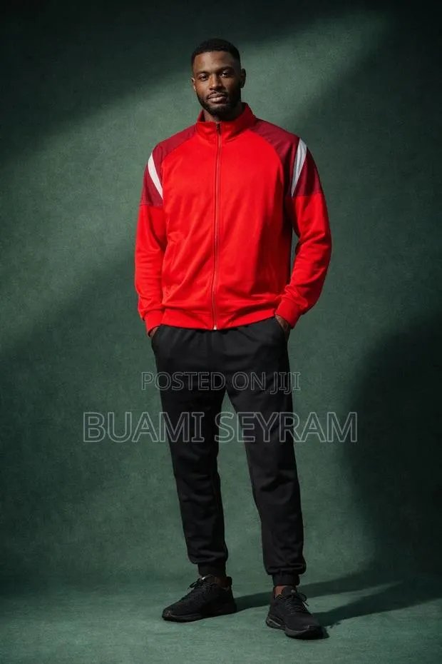 Cotton Tracksuit · Photo 1
