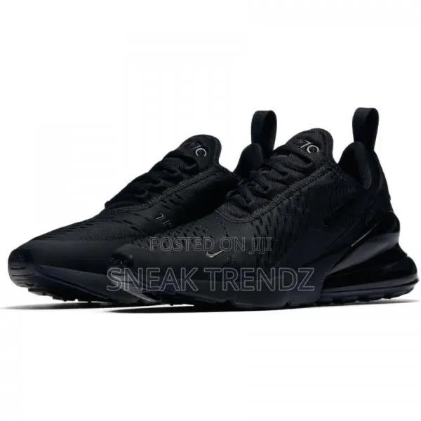 Nike Air M270 All Black · Photo 1