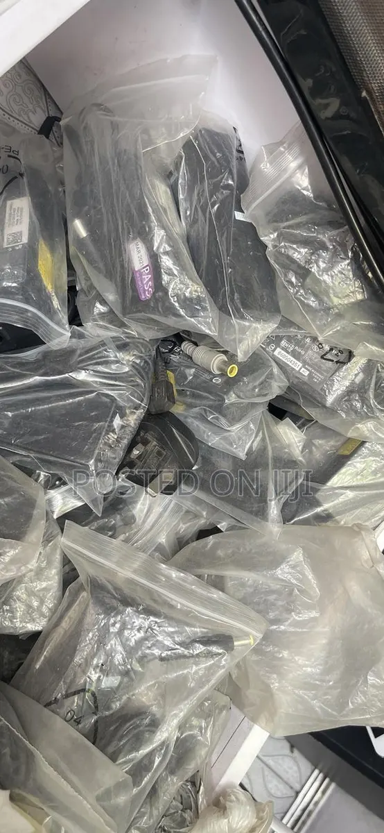 Hp, Dell, Lenovo, Toshiba, Acer, Samsung Laptop Chargers · Photo 1
