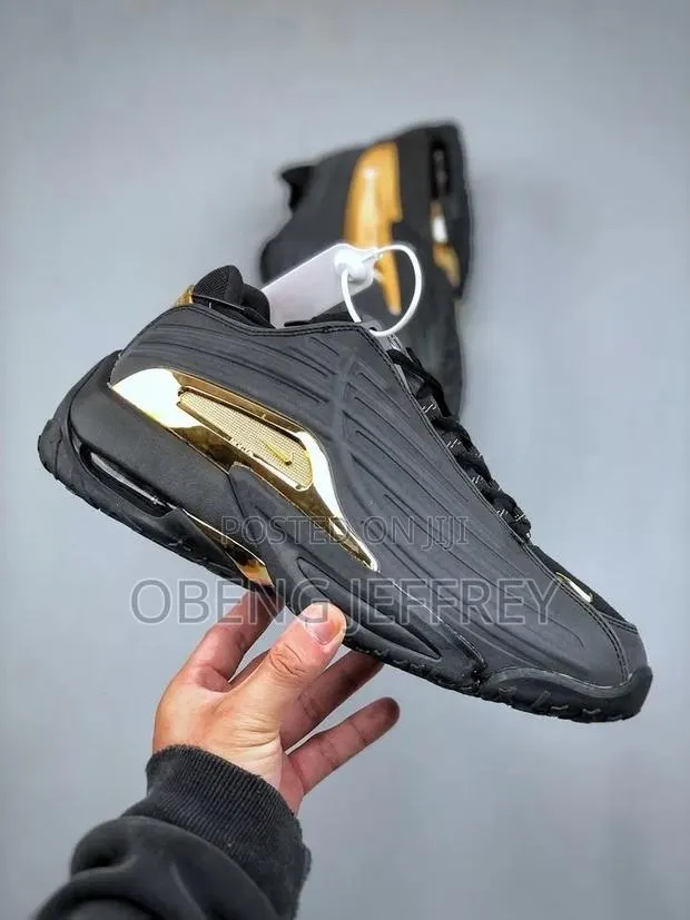 Original Nike Nocta Hot Step 2 Black/Metallic Gold · Photo 1