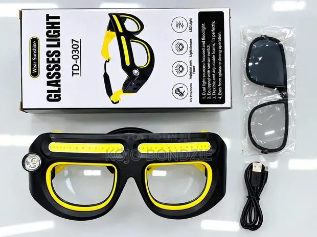 LED Safety Glasses · Photo 1