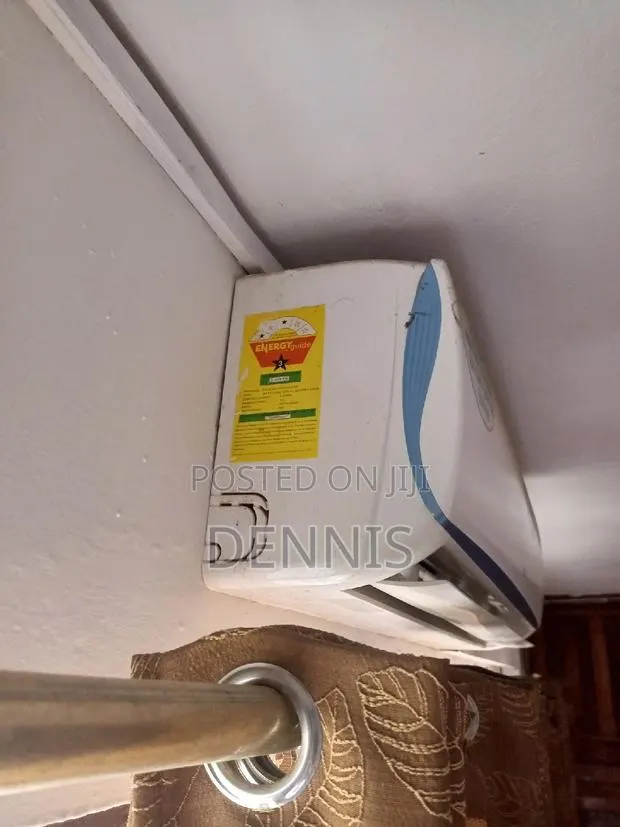 TCL 2.5 HP Air Conditioner · Photo 2