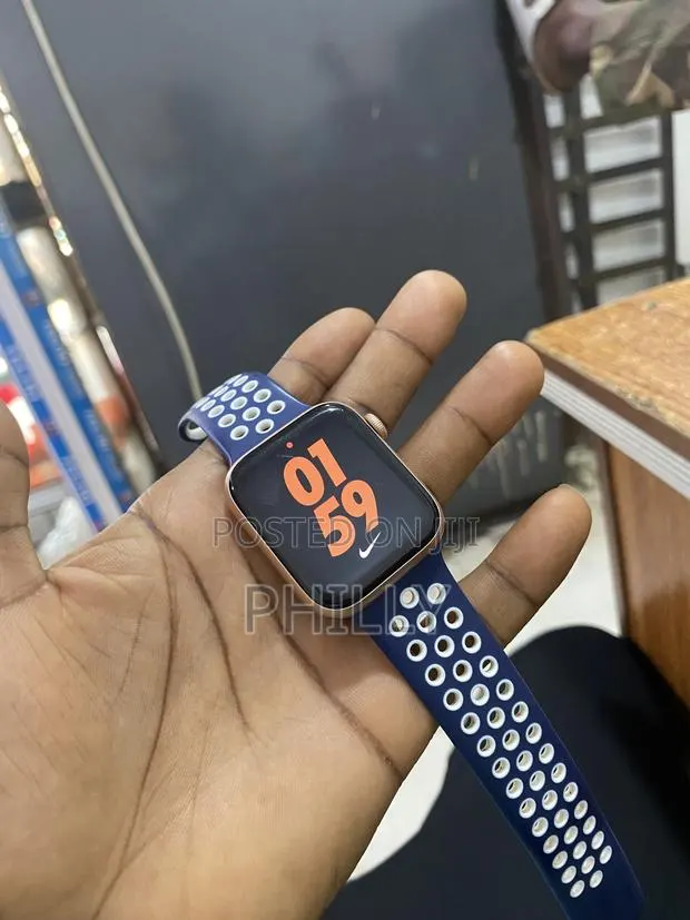 Iwatch Series 6 44MM · Photo 1