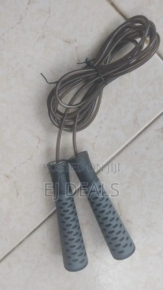 Gray Jump Rope · Photo 1