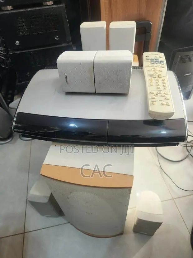 Bose Lifestyle 28 · Photo 1