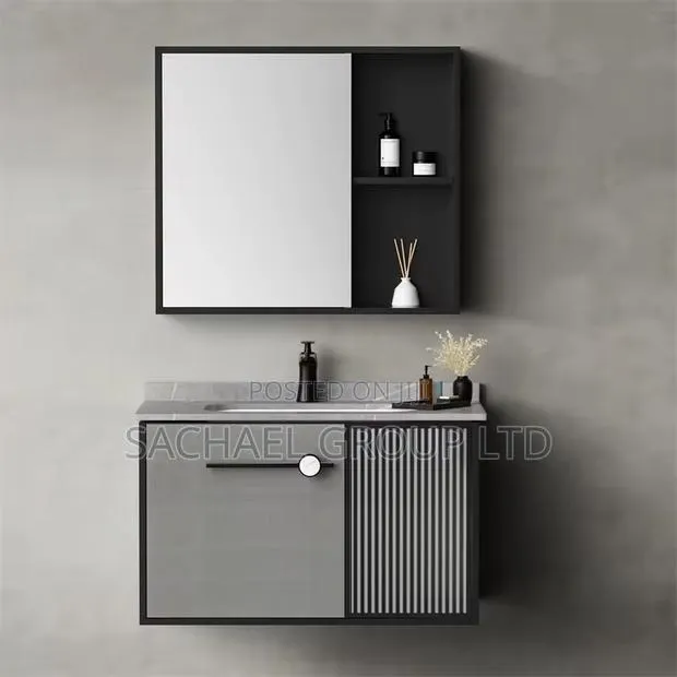80cm Cabinet With Mirror · Photo 1