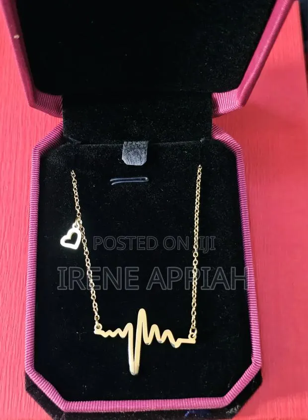 Stunning Necklace · Photo 1