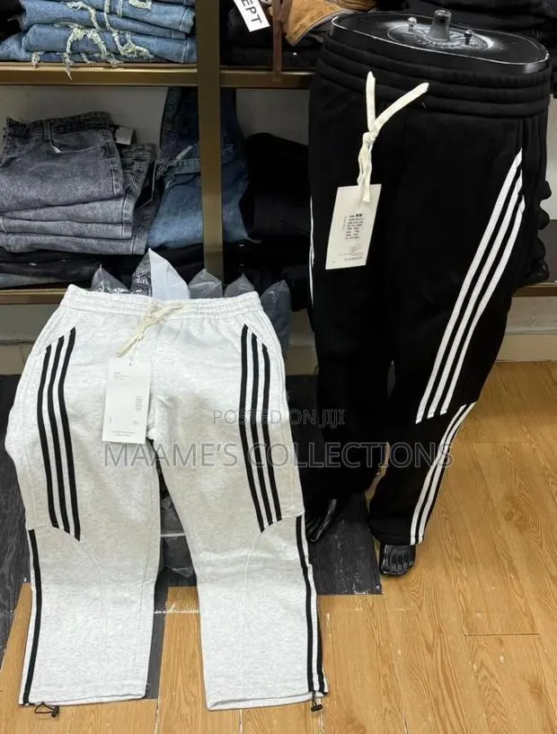 Solid Joggers / Sweatpants ( Sizes L- 4xl ) · Photo 1