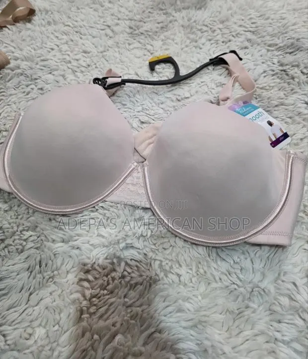 Radiant Vanity Fair Bra · Photo 1
