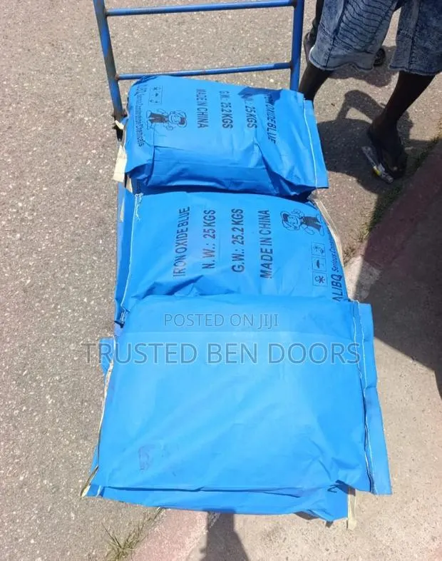 Blue Color Pigment Iron Oxide Powder Pavement Blocks · Photo 1