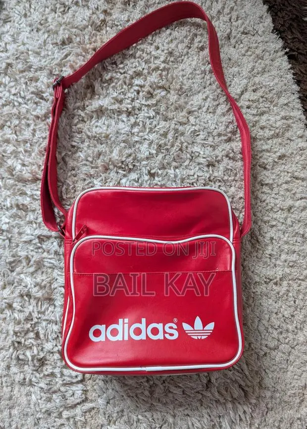 Adidas Sidebag · Photo 1