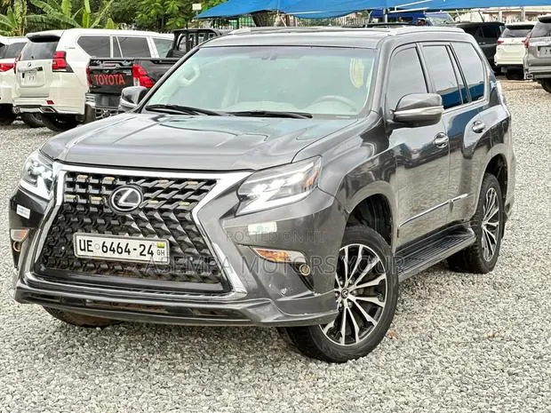 Lexus GX 2012 Gray · Photo 1