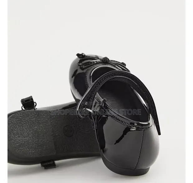 Girl School Shoes · Photo 3