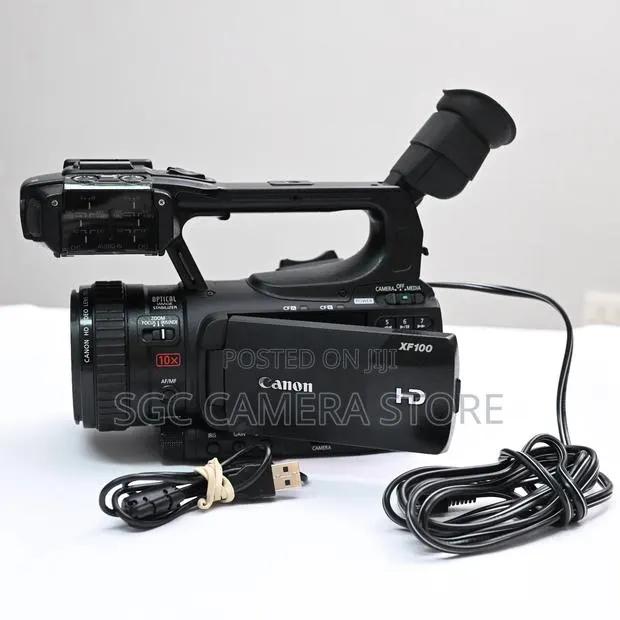 Canon XF100 Camcorder // 8 Months Warranty · Photo 1