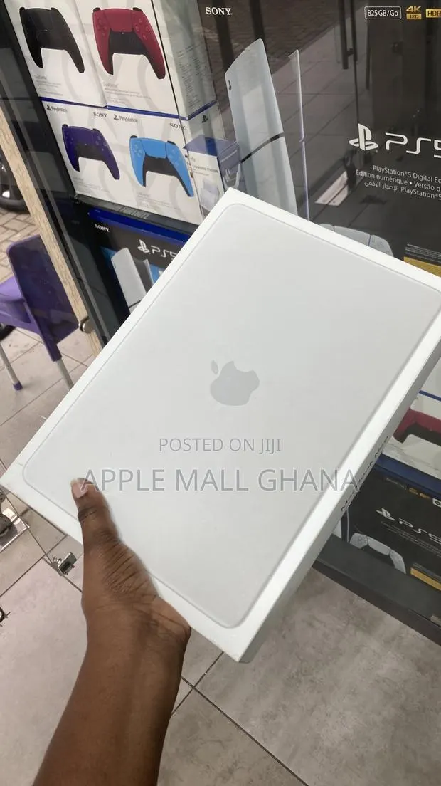 New Laptop Apple MacBook Neo 2026 8GB SSD 512GB · Photo 1