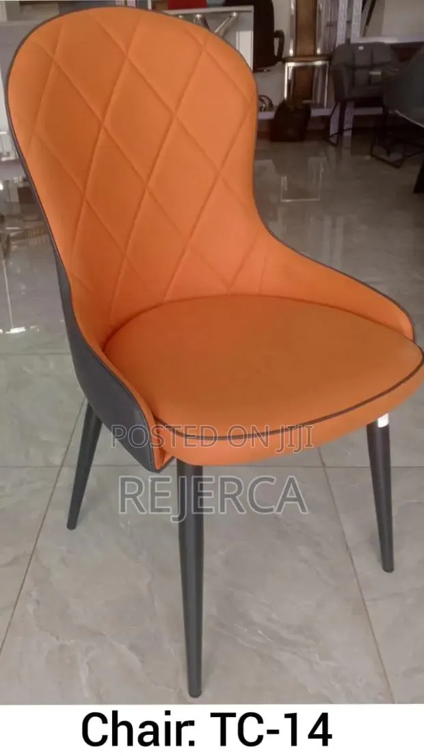 Diamond Dinning Chair · Photo 1