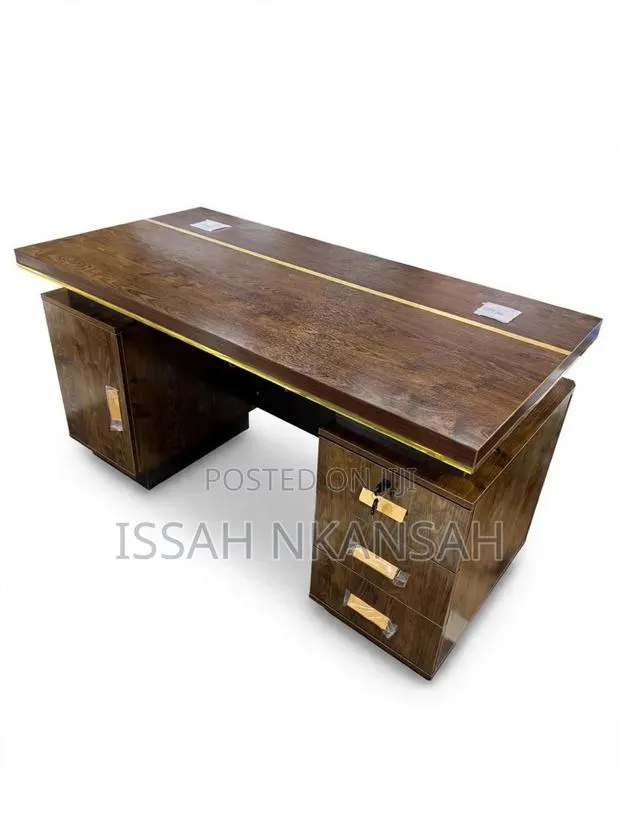 Brown Home Office Desk · Photo 1