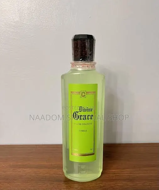 Devine Grace Perfume · Photo 1