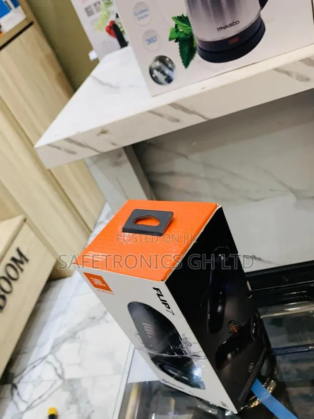 Top Notch New JBL Flip 7 Portable Waterproof Bluetooth Speaker · Photo 1