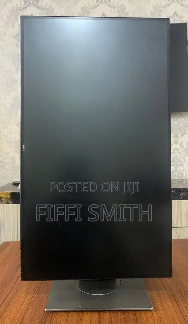Dell Ultrasharp 27 U2717d 27" Edgeless Monitor · Photo 1
