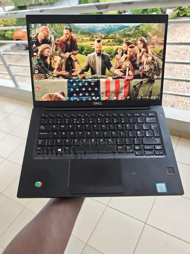 New Laptop Dell Latitude 7390 8GB Intel Core i5 SSD 256GB · Photo 1