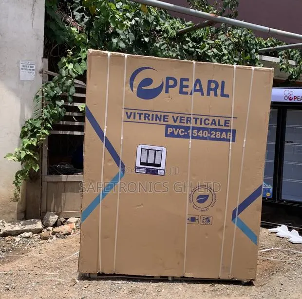 Premium Great Display 780 Liters Pearl 3 Doors Commercial Fridge · Photo 1