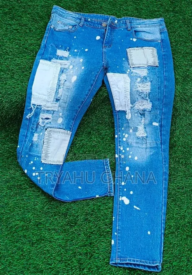 Low-cost Men’S Jeans – High-quality Denim · Photo 1