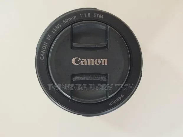 Canon Ef 50mm F/1.8 STM Lens · Photo 1