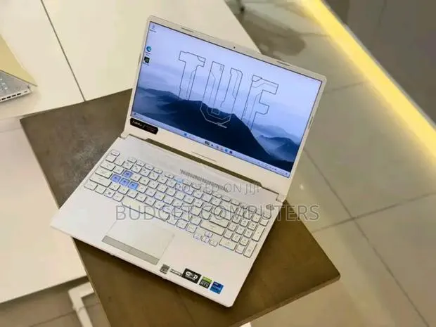 New Laptop Asus TUF Gaming FX504 16GB Intel Core i7 SSD 1T · Photo 1