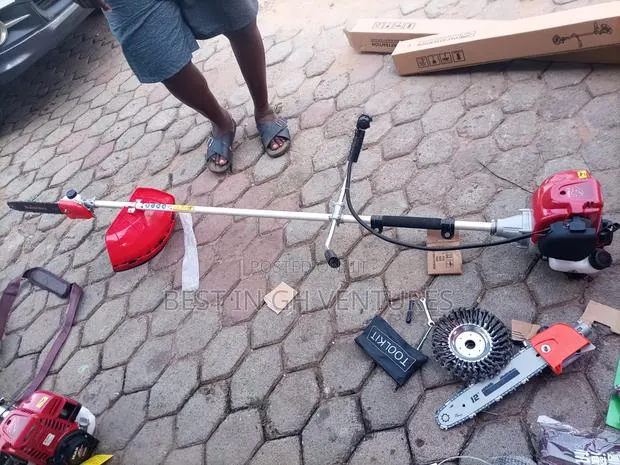 4 Stroke Multipurpose With Chainsaw,Twisted Metal Blade ,3t And 2t Etc · Photo 1