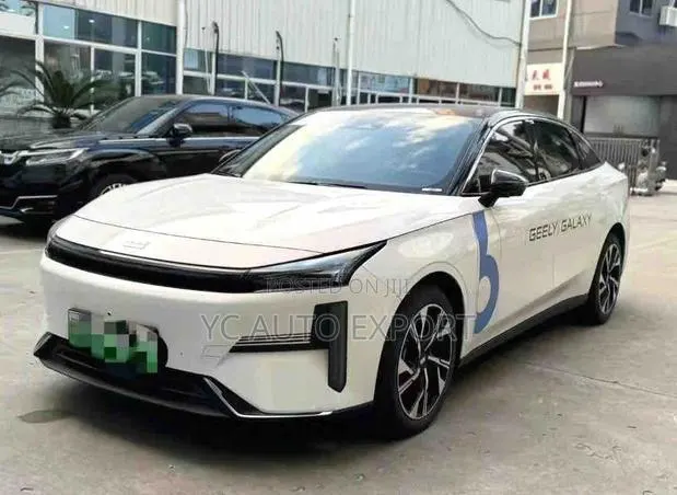 Geely Galaxy L6 1.5 Hybrid FWD 2024 Beige · Photo 1