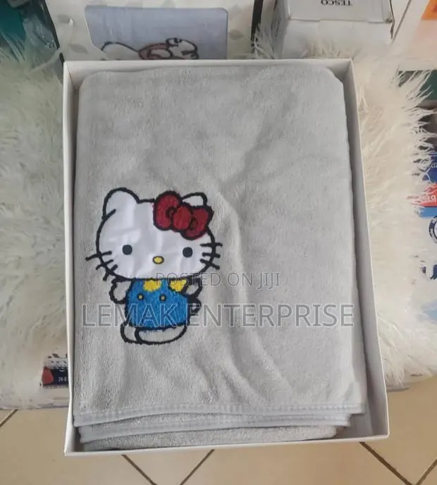Kids Towels for All Ages. 100 Percent Cotton. Size 28"×56" · Photo 3