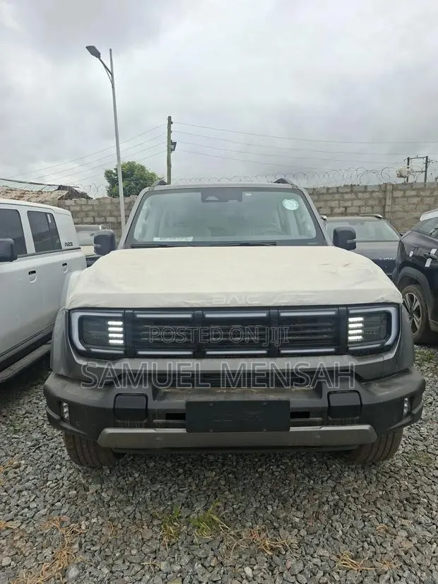 New BAIC BJ60e 2025 Gray · Photo 1