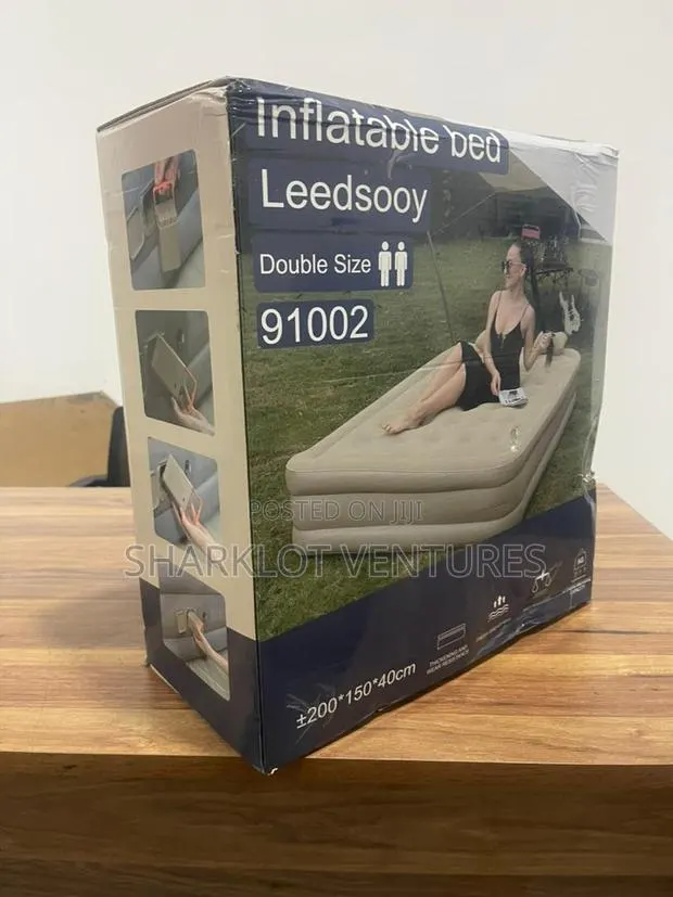 Double Inflatable Bed With Built-in Pump · Photo 1