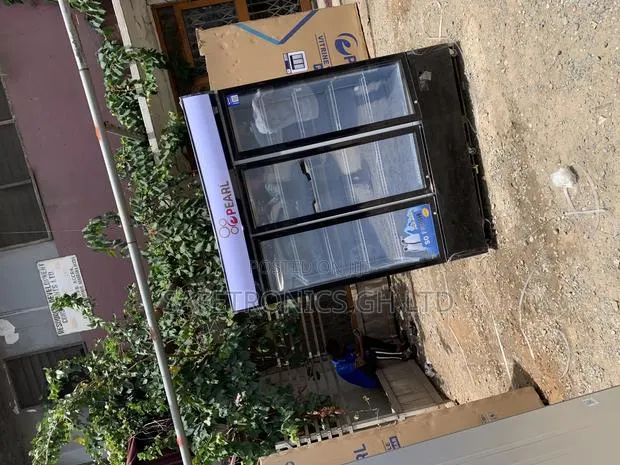 Newest Update 3 Doors Pear Display PVC-150 Fridge · Photo 1
