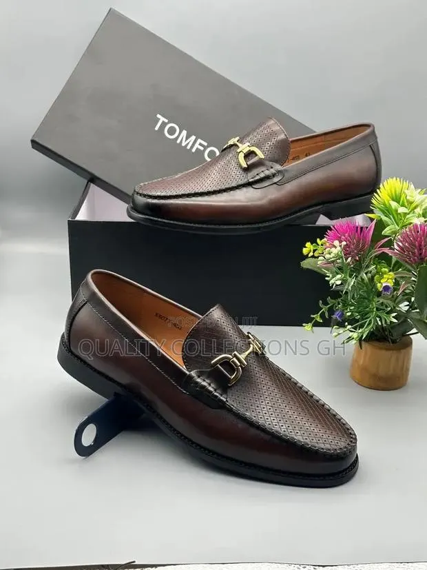 Authentic Tomford Shoe Brown · Photo 1
